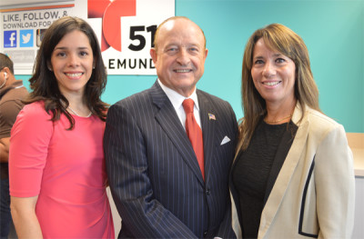 Daniela Guanipa, Luis González, líder de la plaza Miami y Letty Perez, de IHC Group