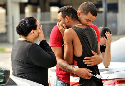Familiares de las víctimas de la masacre de Orlando. Foto cortesía Time.com